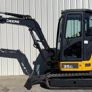 2017 Deere 35G 1,405 Hours 24 HP